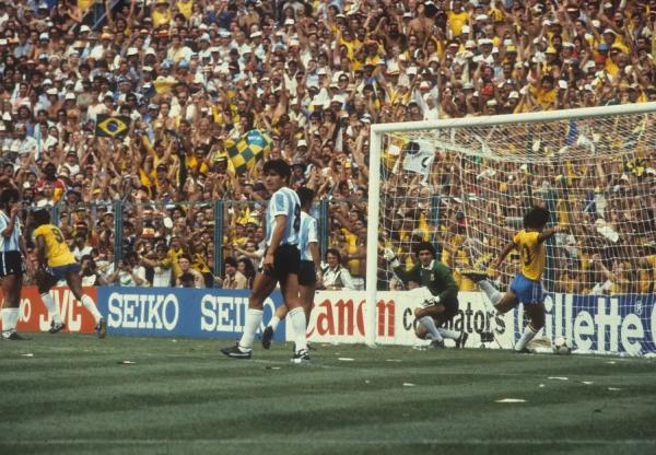 Impedimento: Brasil x Argentina, um clássico que insiste em não acontecer mais na Copa