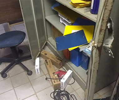 Criminosos invadem escola pública e furtam mais de R$ 20 mil em eletrônicos