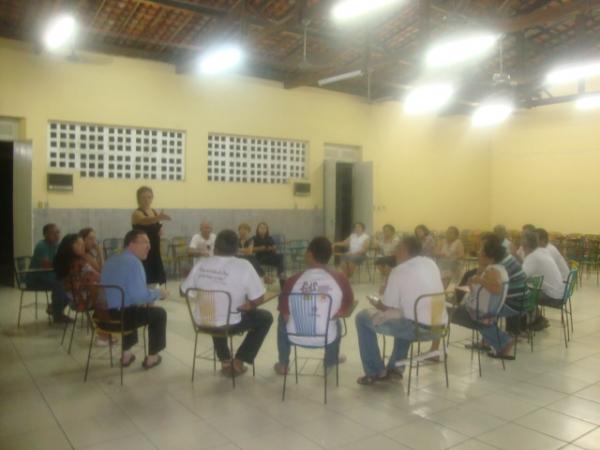 &Uacute;ltimos preparativos para a Festa Pop 100(Imagem:FlorianoNews)