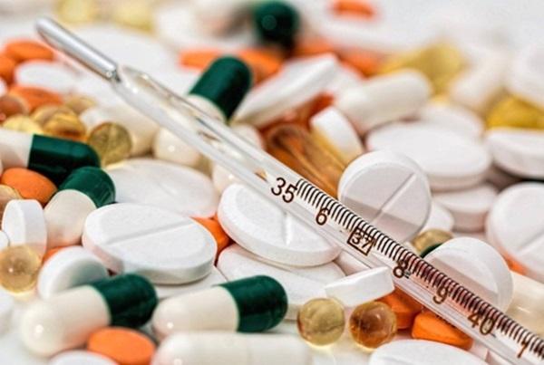 Medicamentos terão reajuste anual de até 5,06% em 2025