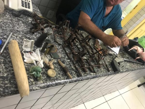 Polícia apreende armas e animais silvestres em Lagoa do Sítio