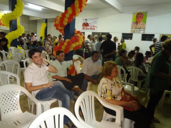 Gilberto J&uacute;nior inaugurou comit&ecirc; pol&iacute;tico do PSB em Floriano.(Imagem:FlorianoNews)