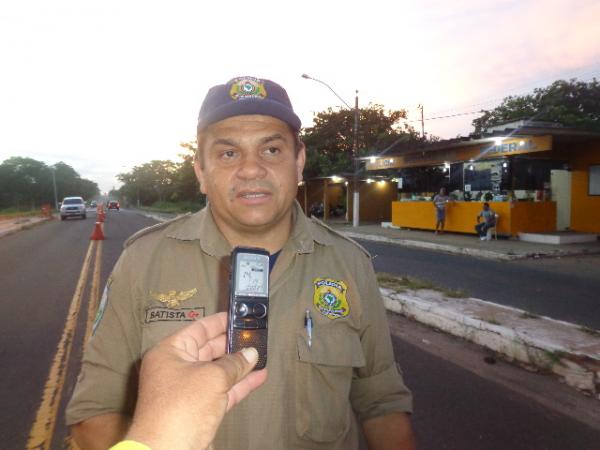 Em fiscalização de rotina, PRF realizou teste de bafômetro em Floriano.(Imagem:FlorianoNews)