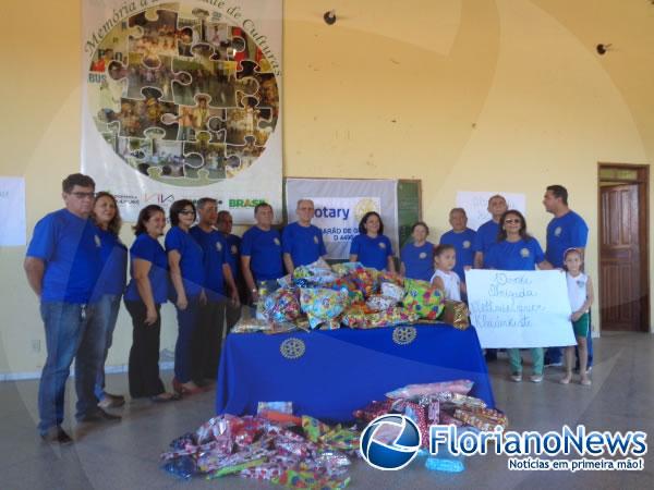 Rotary Clube de Bar&atilde;o de Graja&uacute; faz festa para crian&ccedil;as da Funda&ccedil;&atilde;o Pavel.(Imagem:FlorianoNews)