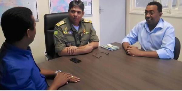Prefeito de Floriano tem audi&ecirc;ncia com novo Comandante da Pol&iacute;cia Militar.(Imagem:FlorianoNews)