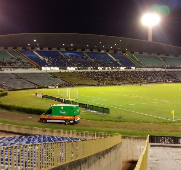 Flamengo investe R$ 100 mil em reforma do Albertão para jogo contra o Altos