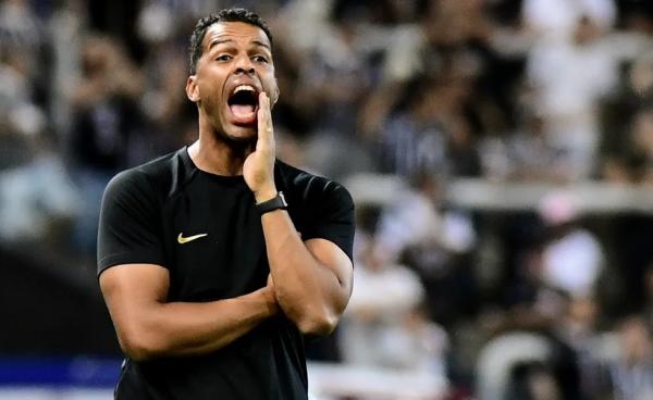 Análise: Fernando Lázaro começa ano com méritos de impacto no Corinthians