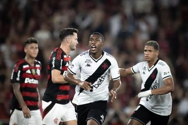  Rayan foi pe&ccedil;a fundamental no Vasco de 2025. (Imagem:Matheus Lima/Vasco/Direitos Reservados)