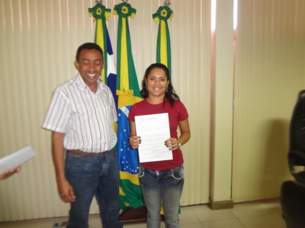 Prefeitura de Floriano oficializa a sa&iacute;da dos secret&aacute;rios.(Imagem: FlorianoNews)