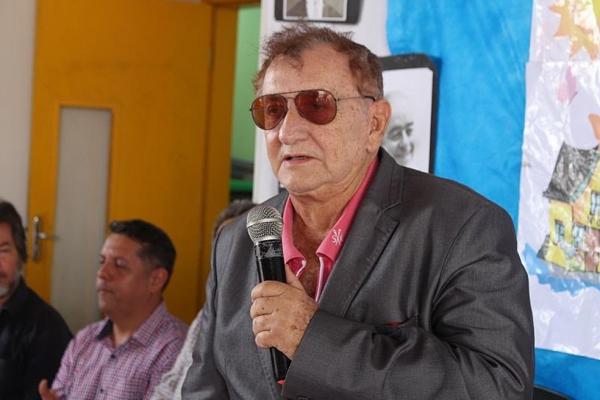 Prefeito de Parnaíba é multado em R$ 75 mil por reabrir comércio durante pandemia