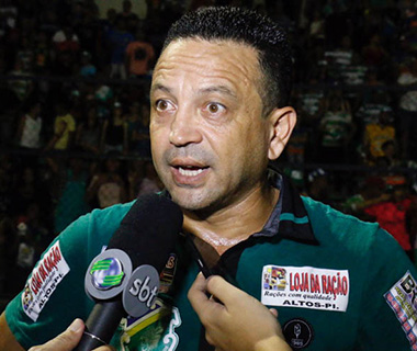 Altos demite Waldemar Lemos e anuncia Paulinho Kobayashi