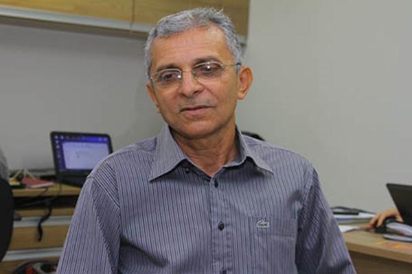 Agamenon Pinheiro Franco, prefeito de Ribeiro Gon&ccedil;alves.(Imagem:Evelin Santos)