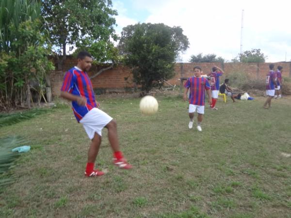 Dia esportivo marcou o feriado de 1&ordm; de maio em Bar&atilde;o de Graja&uacute;.(Imagem:FlorianoNews)