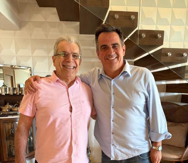 Progressistas filia João Vicente Claudino em solenidade com a presença de Ciro Nogueira