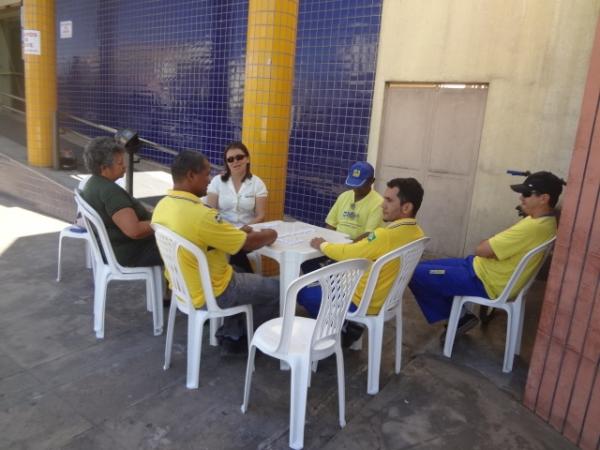 Continua greve dos carteiros