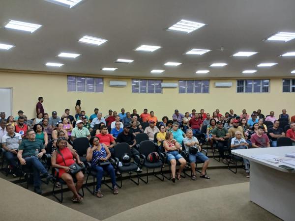 Reunião com permissionários marca avanço no recadastramento do Mercado Público Central de Floriano(Imagem:FlorianoNews)