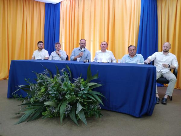 Coletiva de imprensa reúne candidatos eleitos à Prefeitura Municipal de Floriano.(Imagem:FlorianoNews)