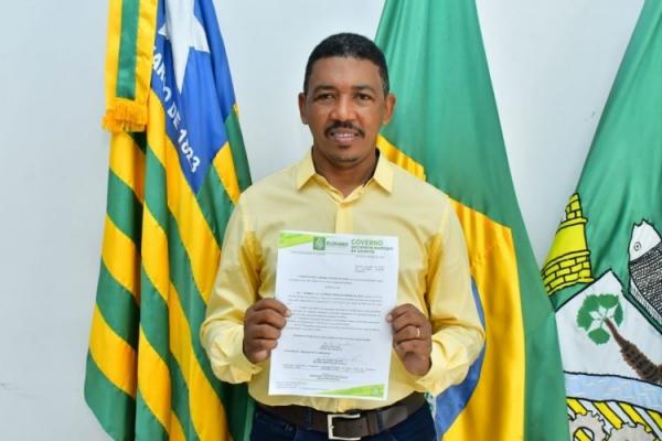Toma posse o novo secretário de Infraestrutura de Floriano