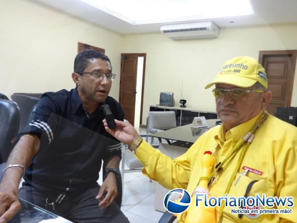 Prefeito Gilberto J&uacute;nior recebeu em seu gabinete florianense defensor dos Royalties.(Imagem:FlorianoNews)