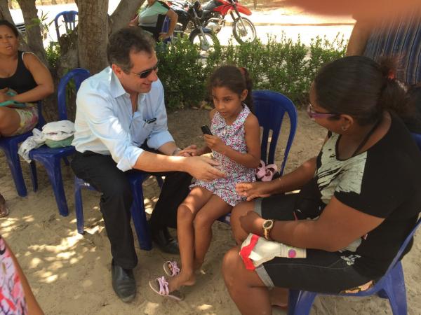 Prefeito Gilberto J&uacute;nior prestigia evento em homenagem ao Dia das Crian&ccedil;as.(Imagem:Secom)