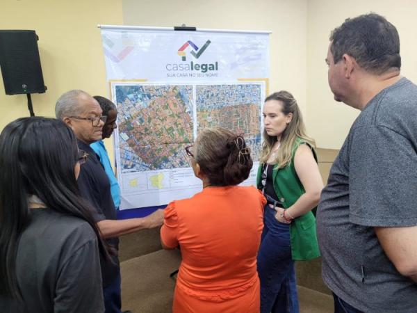 Prefeitura de Floriano em parceria com o Governo do Estado realiza audiência do programa Casa Legal(Imagem:Secom)