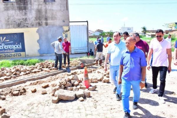 Floriano: Prefeito e secretários visitam ruas contempladas pelo PLANMOB
