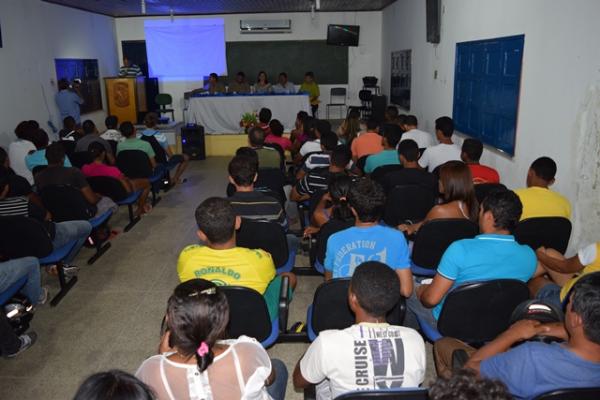 Trinta candidatos s&atilde;o selecionados para os testes finais da Brigada de Inc&ecirc;ndio.(Imagem:Waldemir Miranda)