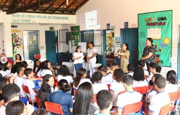 Rede municipal de ensino realiza o projeto "Descomplicando a Matemática"