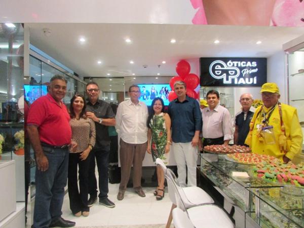 Óticas Piauí Prime é inaugurada no Floriano Shopping