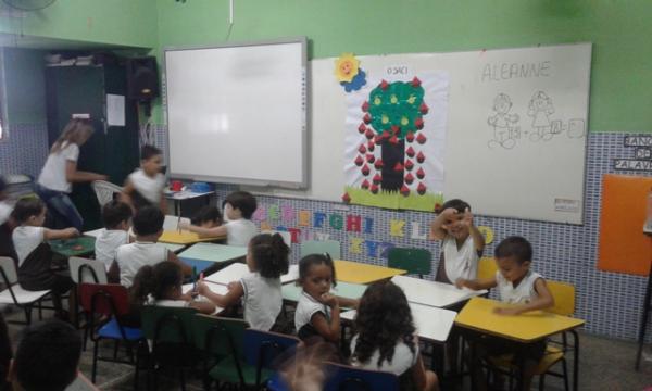 Escola Pequeno Pr&iacute;ncipe comemora com gincana a Semana do Folclore.(Imagem:EPP)