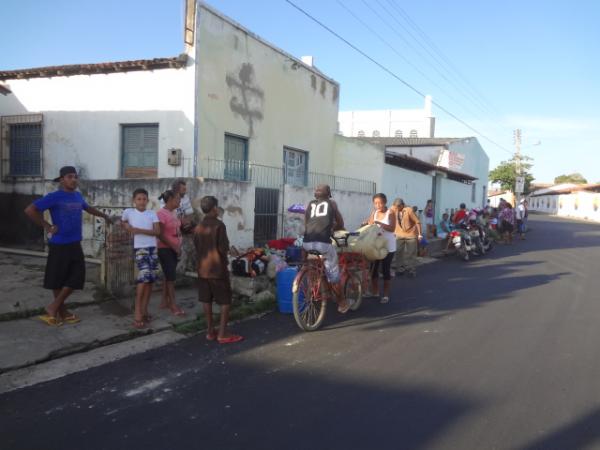 Romeiros florianenses viajam para Canind&eacute; e Juazeiro.(Imagem:FlorianoNews)