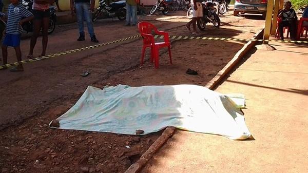 Homem é assassinado a facada após desentendimento em bebedeira no PI