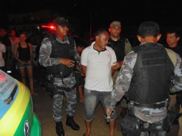 Homem embriagado atropela ciclista e motociclista em Floriano
