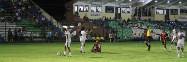 Flamengo-PI x Cori-Sabb&aacute; pela primeira rodada do returno do Piauiense 2014.(Imagem:Emanuele Madeira/GloboEsporte.com)