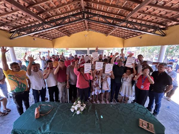 Piauí supera marca de 10 mil famílias beneficiadas com título de terra