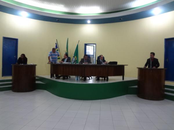 Câmara de Floriano aprovou em segundo turno Projeto de Lei do Poder Executivo