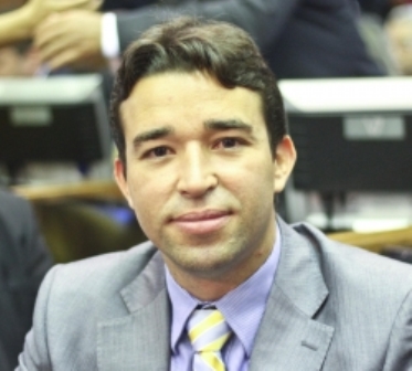 Deputado solicita informações sobre Ação Civil Pública