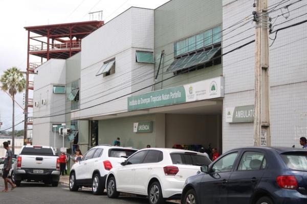 Paciente com Covid-19 que esperou mais de 24 horas por hemodiálise morre em Teresina