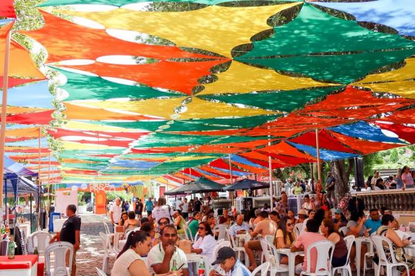 Feira na Praça anima o Centro de Teresina neste domingo (19) com música, cultura e economia