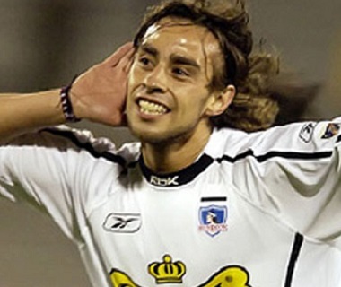 Flamengo tenta a contratação do meia Valdivia, do Colo-Colo, diz jornal chileno