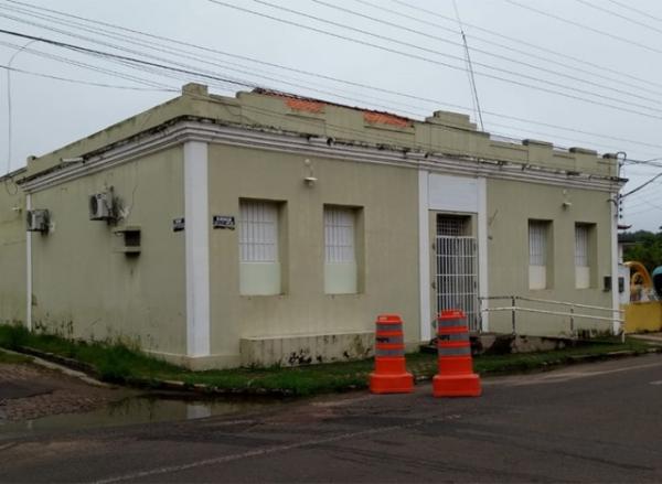 Com planos de adoção, futuro pai é preso por estuprar criança de 4 anos