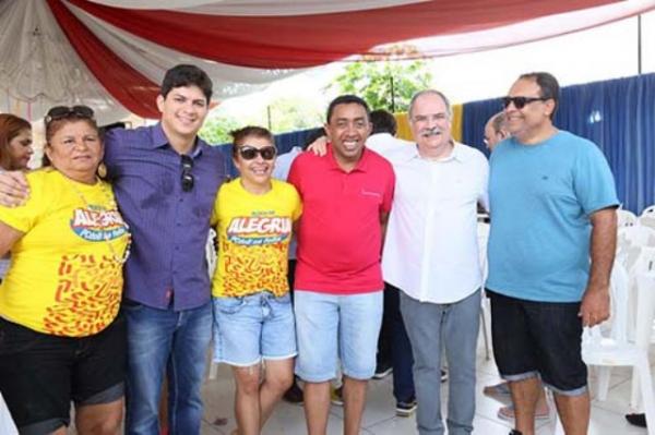 Política e carnaval em Floriano caminham lado a lado.(Imagem:Cidadeverde.com)
