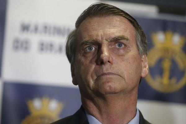 Datafolha: aprovação e reprovação de Bolsonaro se igualam