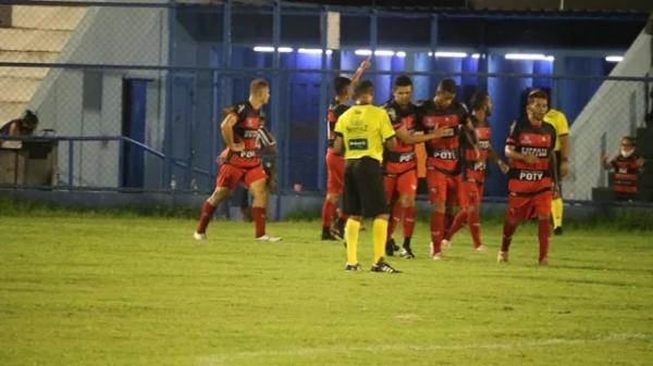 Flamengo-PI x Corisabb&aacute; (Imagem:Julio Costa)