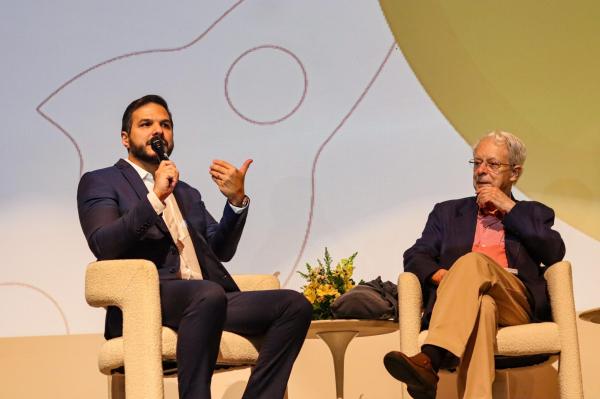 Seduc promove bate-papo literário com Frei Betto para 400 estudantes da rede estadual(Imagem:Divulgação)