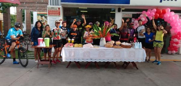 Passeio ciclístico é realizado em Floriano para homenagear as mulheres.(Imagem:FlorianoNews)
