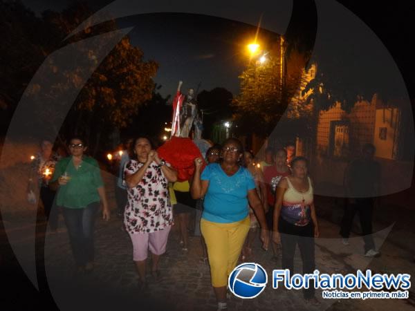 Prociss&atilde;o encerrou festejos de S&atilde;o Jo&atilde;o Batista no bairro Taboca.(Imagem:FlorianoNews)