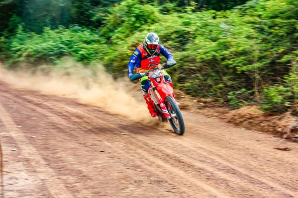 Piauí Rally Cup teve adrenalina e capotagens em prova que reuniu pilotos campeões e iniciantes