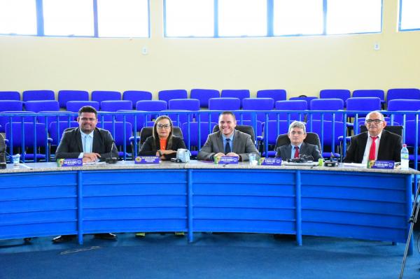 C&acirc;mara de Floriano abre &uacute;ltimo ciclo de sess&otilde;es de fevereiro com aprova&ccedil;&atilde;o de projetos (Imagem:CMF)