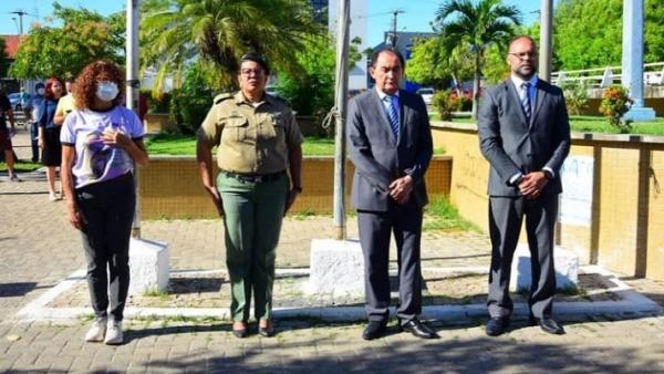 Alvorada festiva e hasteamento das bandeiras marcam abertura da Semana da Pátria em Floriano